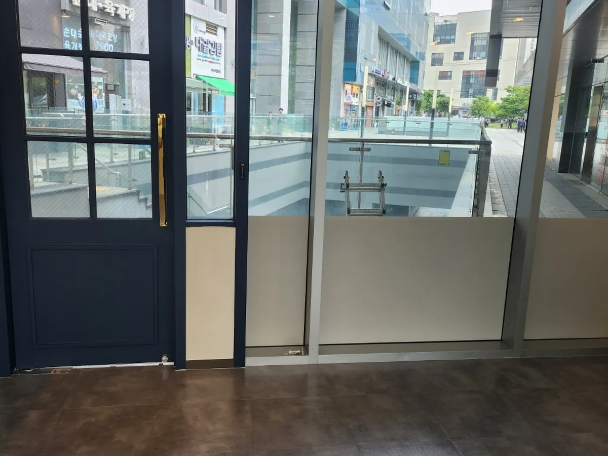 삼척시 마평동 점포 카운터 검사실 위생청소 사례 - 행진크린